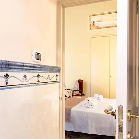 Bed and Breakfast Palazzo Zaca Gallipoli Exterior foto